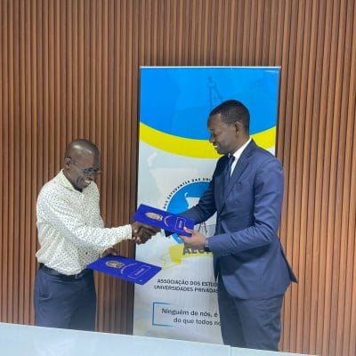 PRESIDENTE DA AEUPA ASSINA MEMORANDO DE ENTENDIMENTO COM O MOVIMENTO DIRIGIDO PELOS ESTUDANTES, SLM